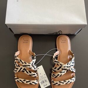 A New Day Women's Black and White Sandals